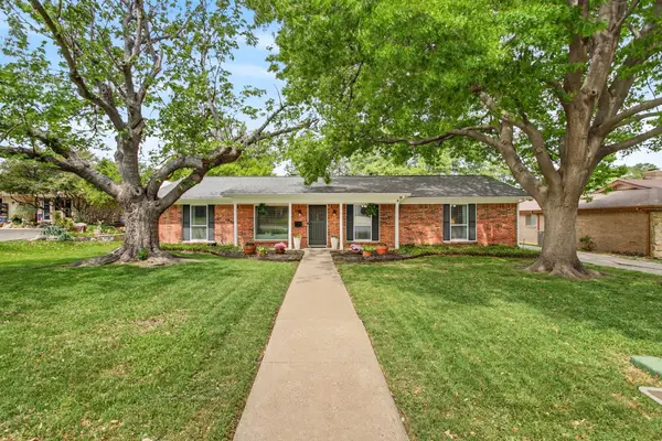 6304 Whitman Avenue, Fort Worth, TX 76133