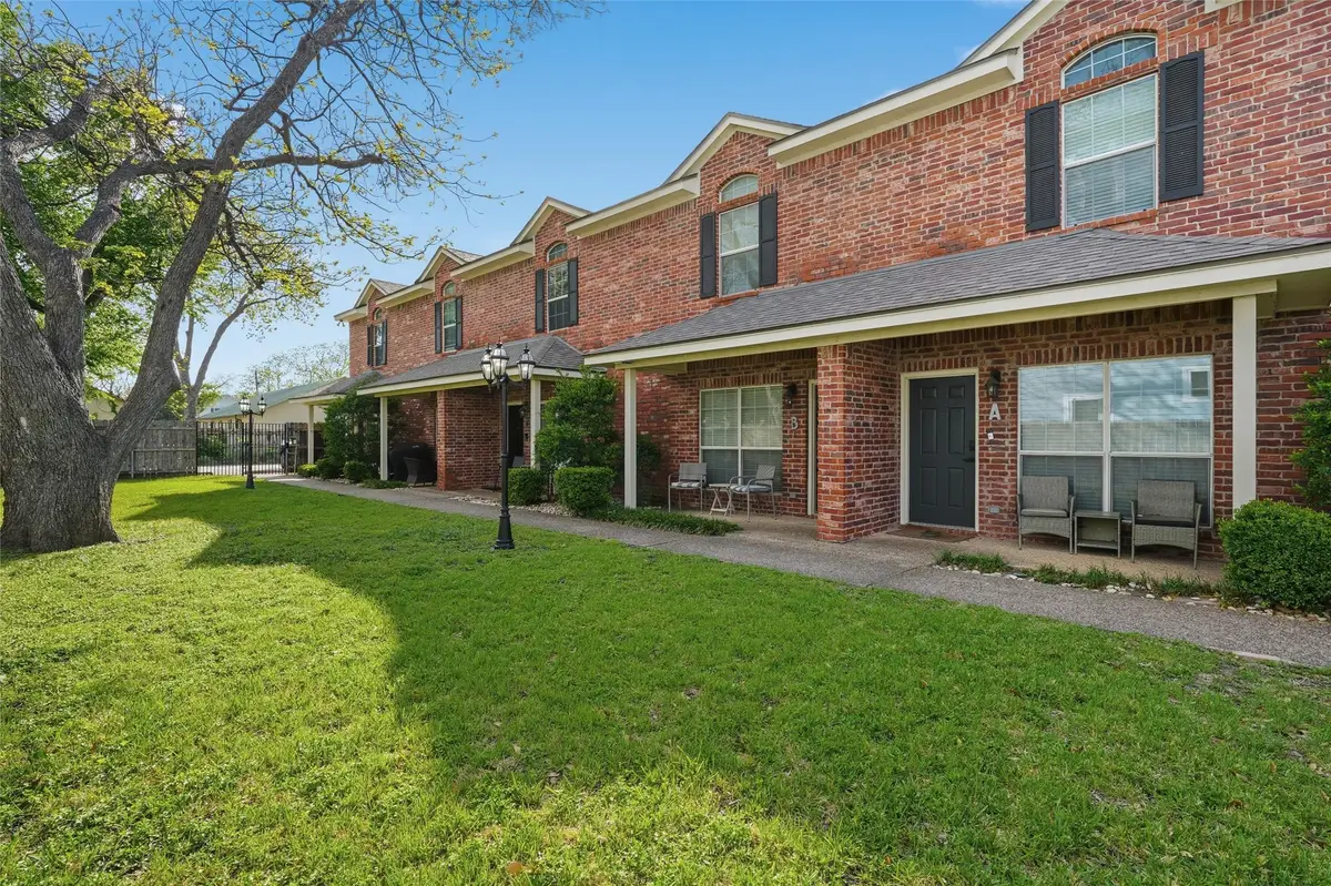 1809 S 11th Street #B, Waco, TX 76706 - #1