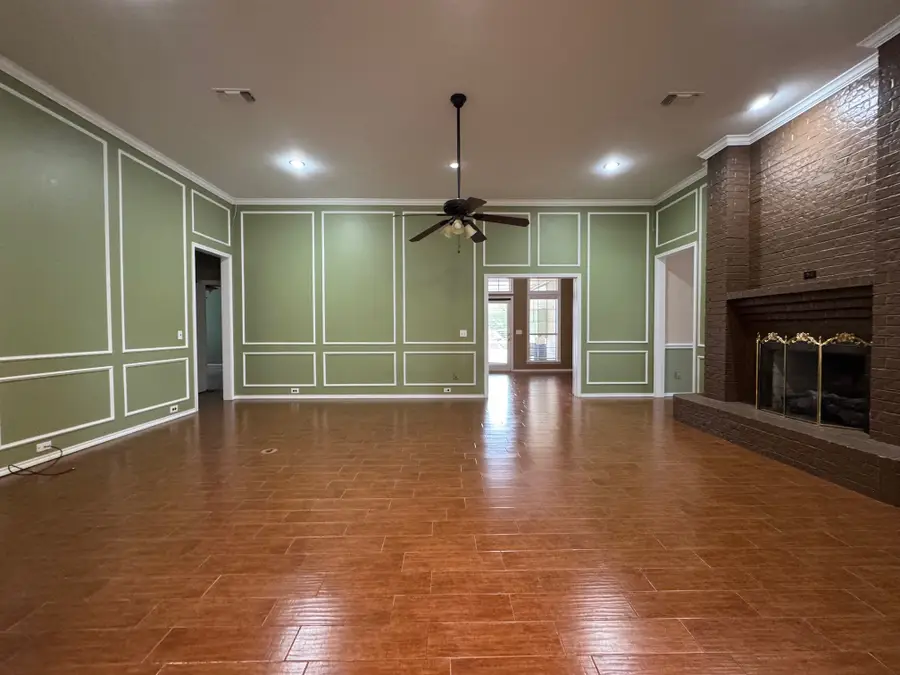 2865 Oak Creek Drive, Paris, TX 75462 - #3