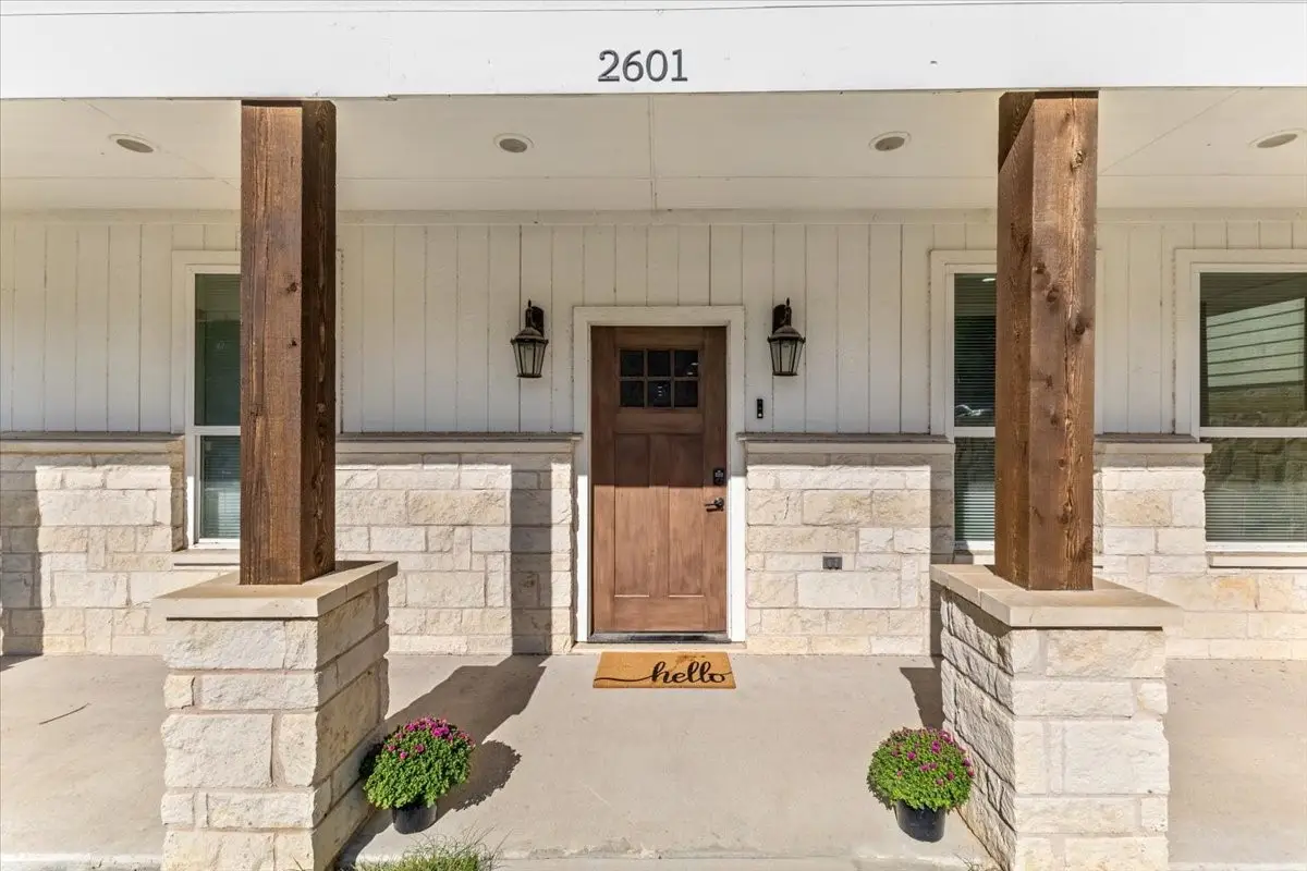 2601 Hutchinson Street, Fort Worth, TX 76106 - #1