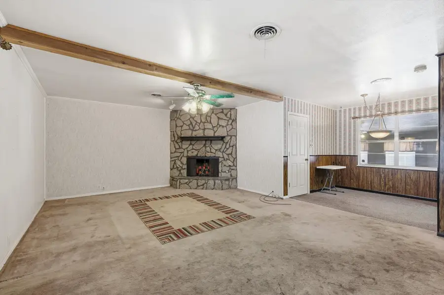 3901 Woodlane Avenue, Haltom City, TX 76117 - #2