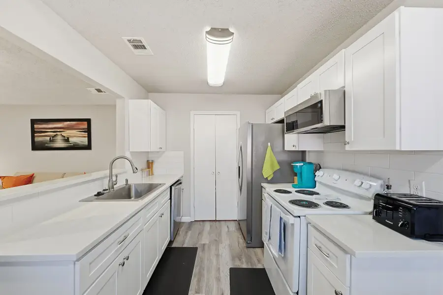 2306 Carol Good Lane, Carrollton, TX 75006 - #3