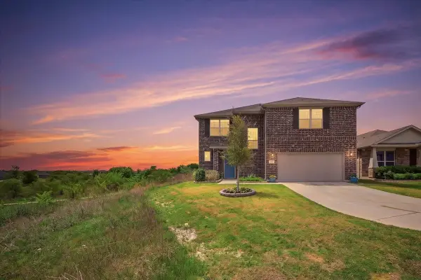 10905 Golden Barrel Court, Fort Worth, TX 76108