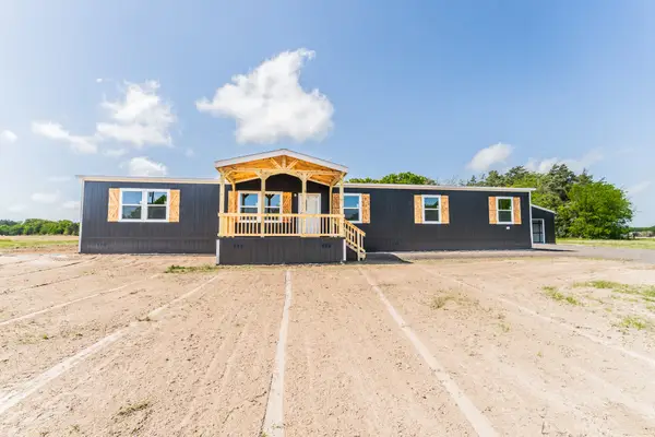 24 County Road 1126, Cumby, TX 75433