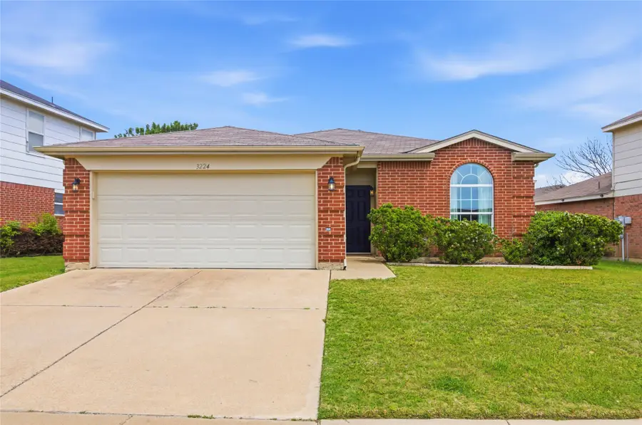 3224 Shoreside Parkway, Fort Worth, TX 76053 - #2