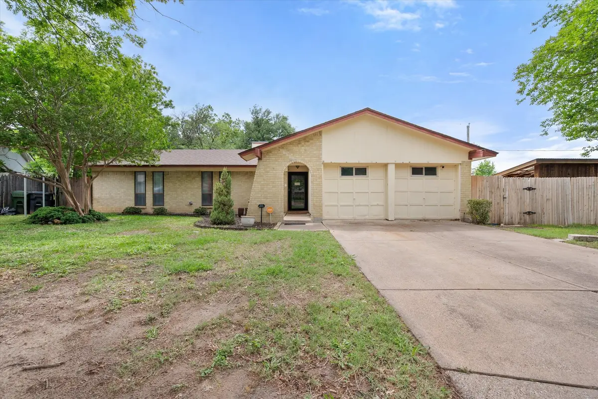 802 Crest Oak Court, Arlington, TX 76012 - #1