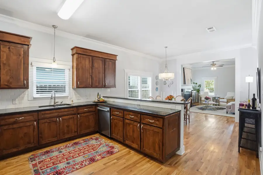 2001 Washington Avenue, Fort Worth, TX 76110 - #3