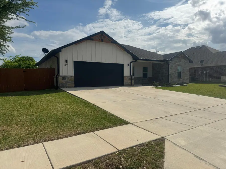 317 Lakeview Drive, Alvarado, TX 76009 - #3
