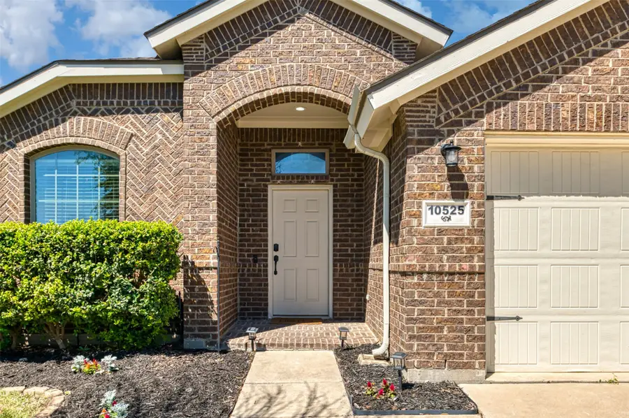 10525 Turning Leaf Trail, Fort Worth, TX 76131 - #2