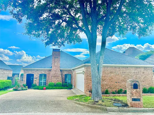 16022 Chalfont Circle, Dallas, TX 75248