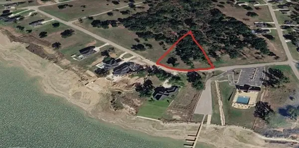 1579 Shoreline Drive, Mabank, TX 75147