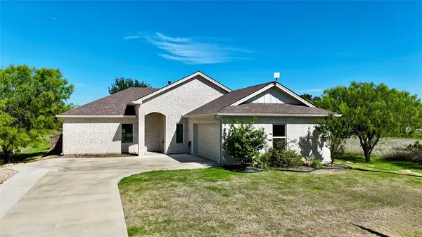 7705 Feather Bay Drive, Brownwood, TX 76801