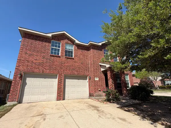 10400 Wagon Rut Court, Fort Worth, TX 76108