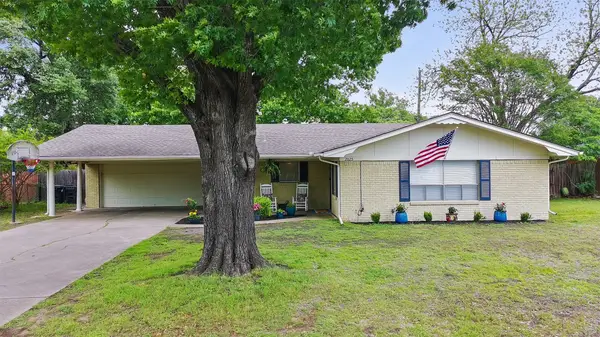 2025 W Belclaire Circle, Corsicana, TX 75110