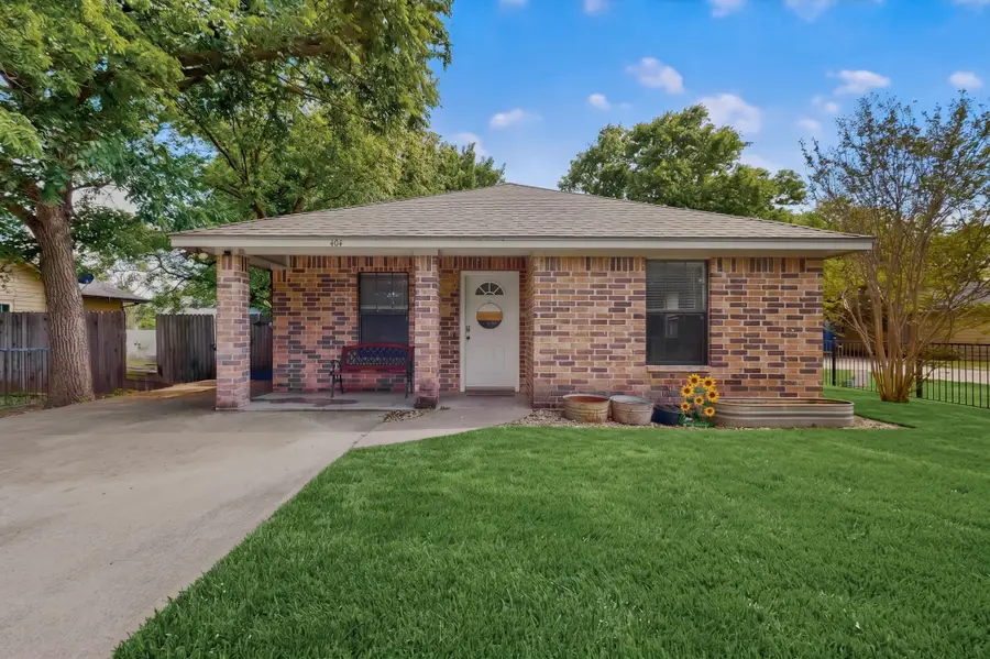 494 Park Street, Cleburne, TX 76031 - #2