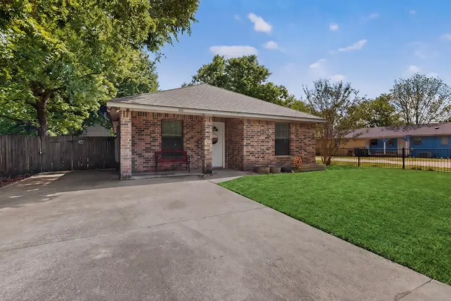 494 Park Street, Cleburne, TX 76031 - #3