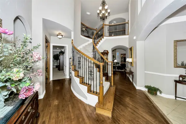 2401 Portwood Way, Fort Worth, TX 76179