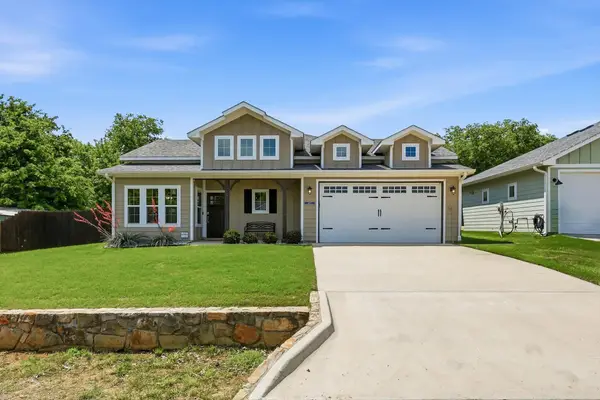 207 Wilson Street, Lake Dallas, TX 75065