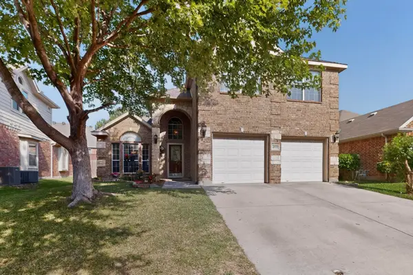 4933 Bacon Drive, Fort Worth, TX 76244