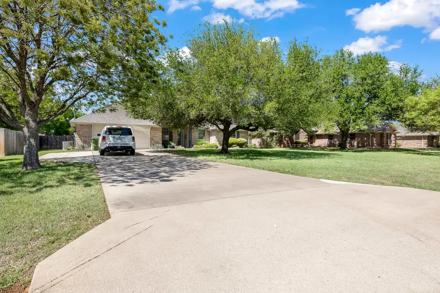 218 Granada Calle Street, Granbury, TX 76049 - #3