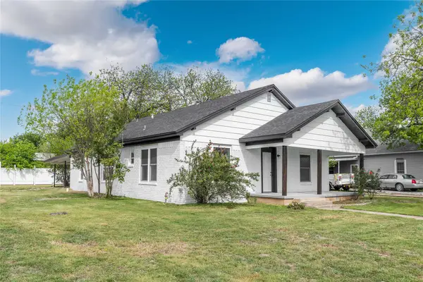 516 S Pecos Street, Coleman, TX 76834