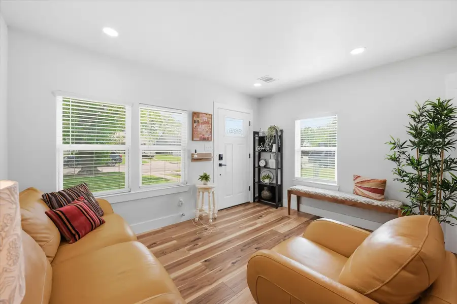 303 Brodie Street, Dallas, TX 75224 - #3