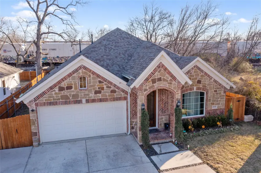1930 Muncie Avenue, Dallas, TX 75212 - #2