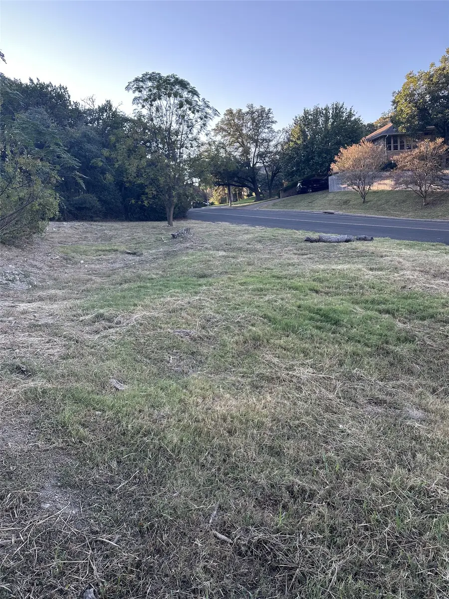 803 Poage Drive, Woodway, TX 76712 - #2