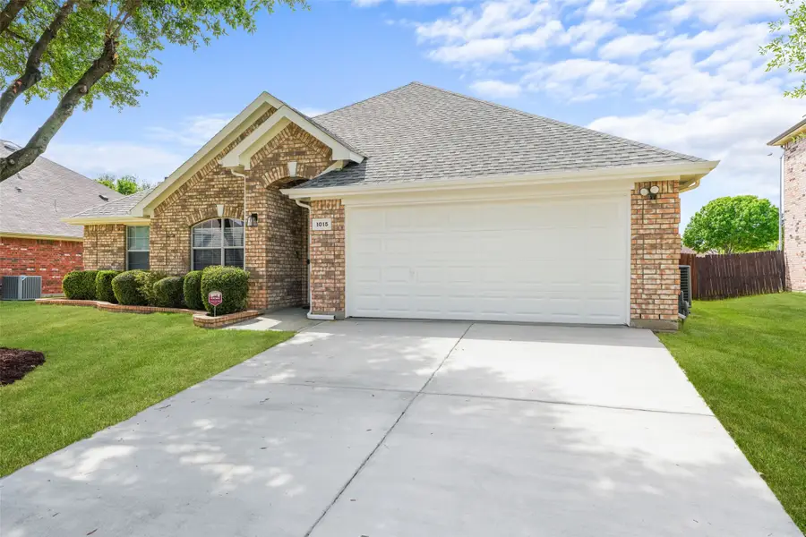 1015 Fleetwood Cove Drive, Grand Prairie, TX 75052 - #3