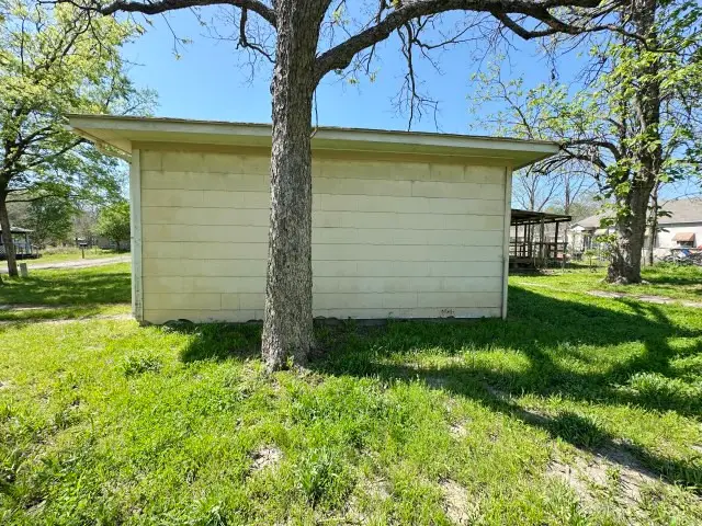 201 E San Antonio Avenue, Cooper, TX 75432 - #2