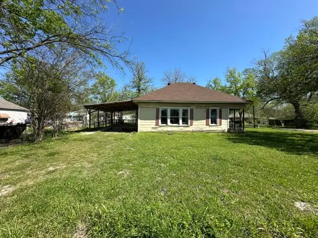 201 E San Antonio Avenue, Cooper, TX 75432 - #3