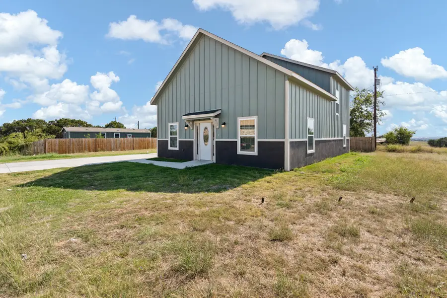 4429 Peppertree Road, Granbury, TX 76048 - #2