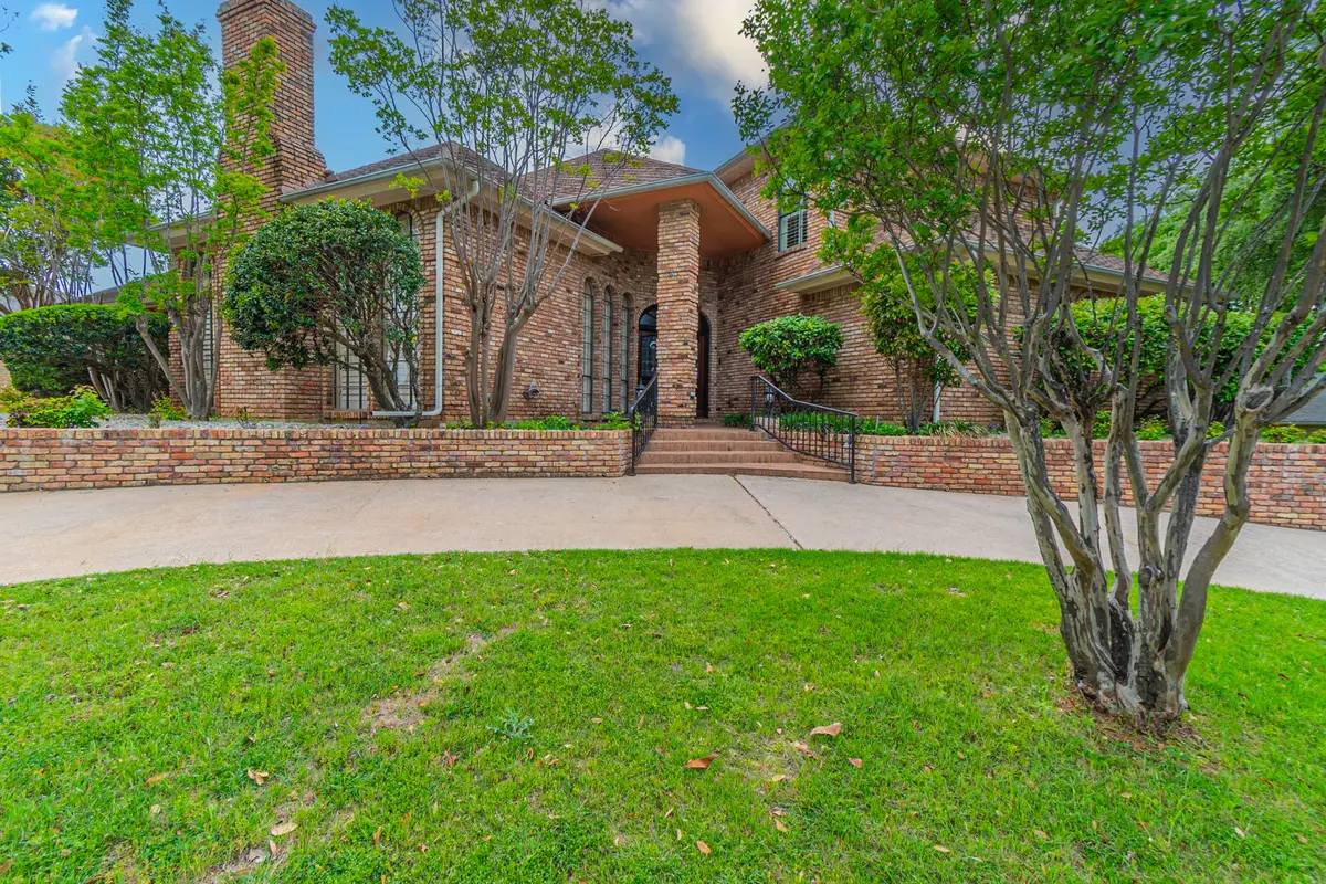 2714 Ridge Top Lane, Arlington, TX 76006 - #1