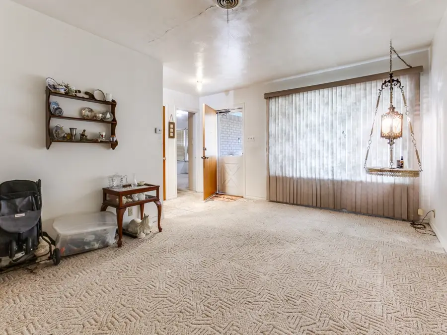 2804 S 5th Street, Garland, TX 75041 - #2