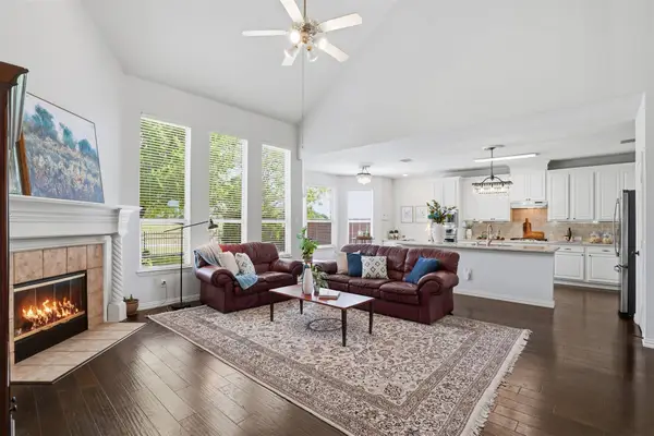 913 Royal Oaks Drive, McKinney, TX 75072