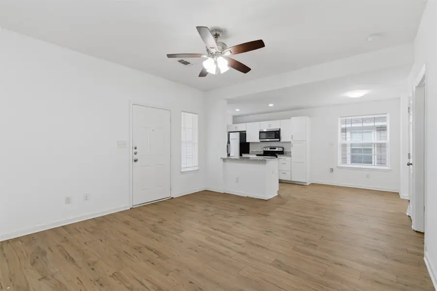 227 W Murray Street, Denison, TX 75020 - #2