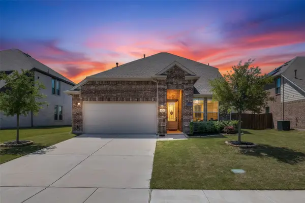 421 Tuscany Drive, Forney, TX 75126