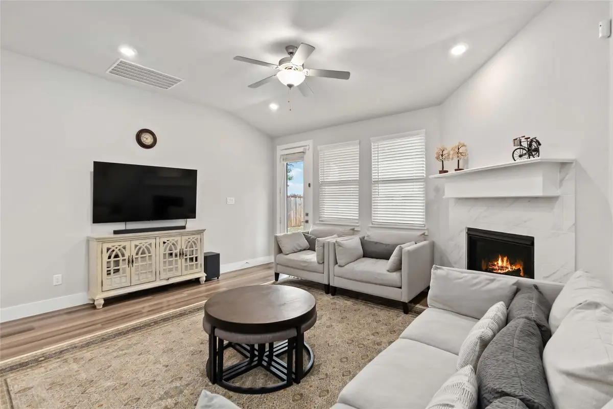 7325 Bronco Bluff, Sachse, TX 75048 - #1