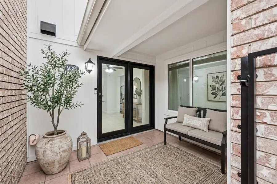 930 Shady Creek Lane, Bedford, TX 76021 - #2