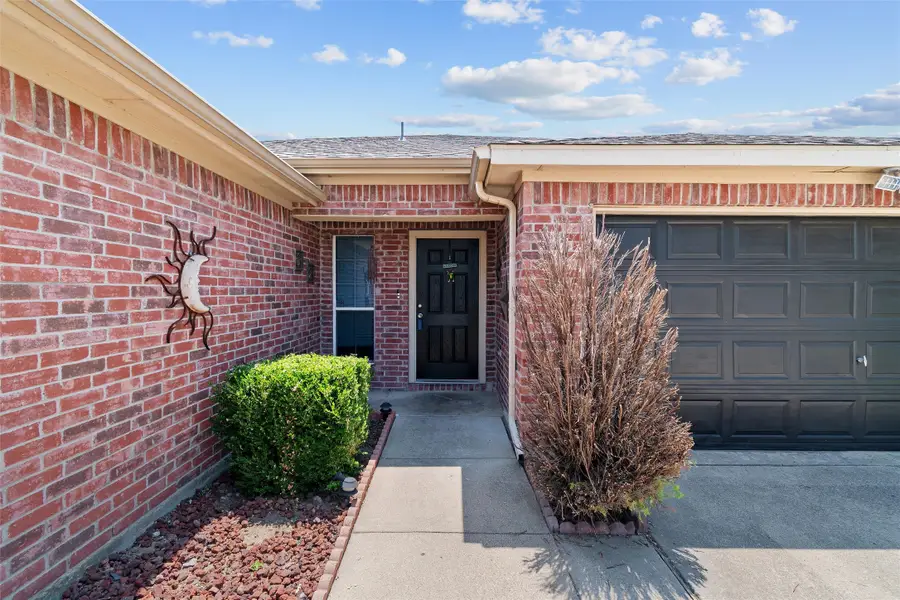 428 NE Murphy Road, Burleson, TX 76028 - #2