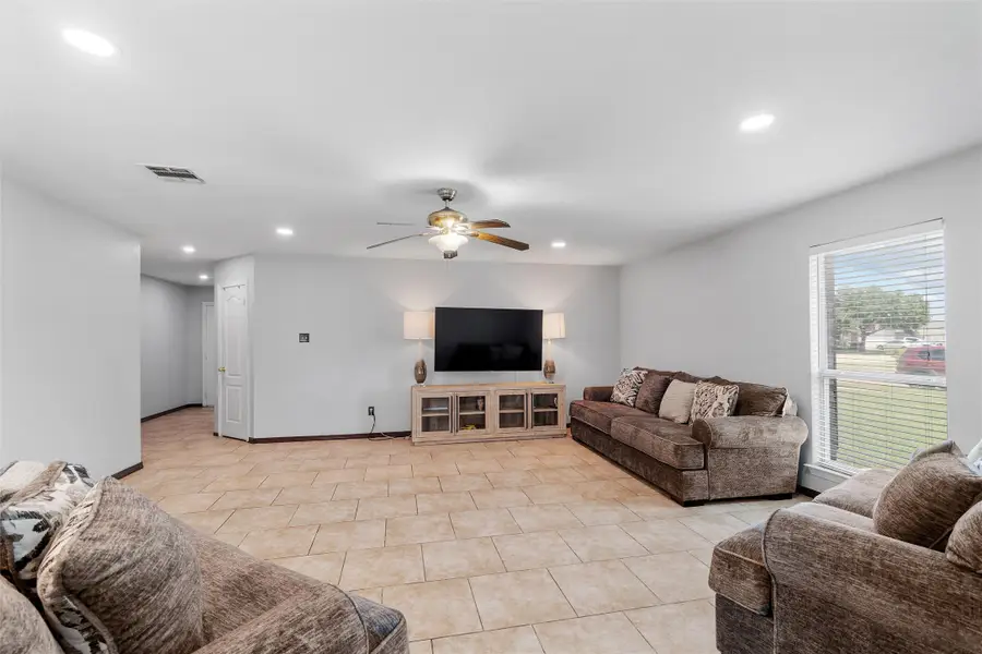 428 NE Murphy Road, Burleson, TX 76028 - #3