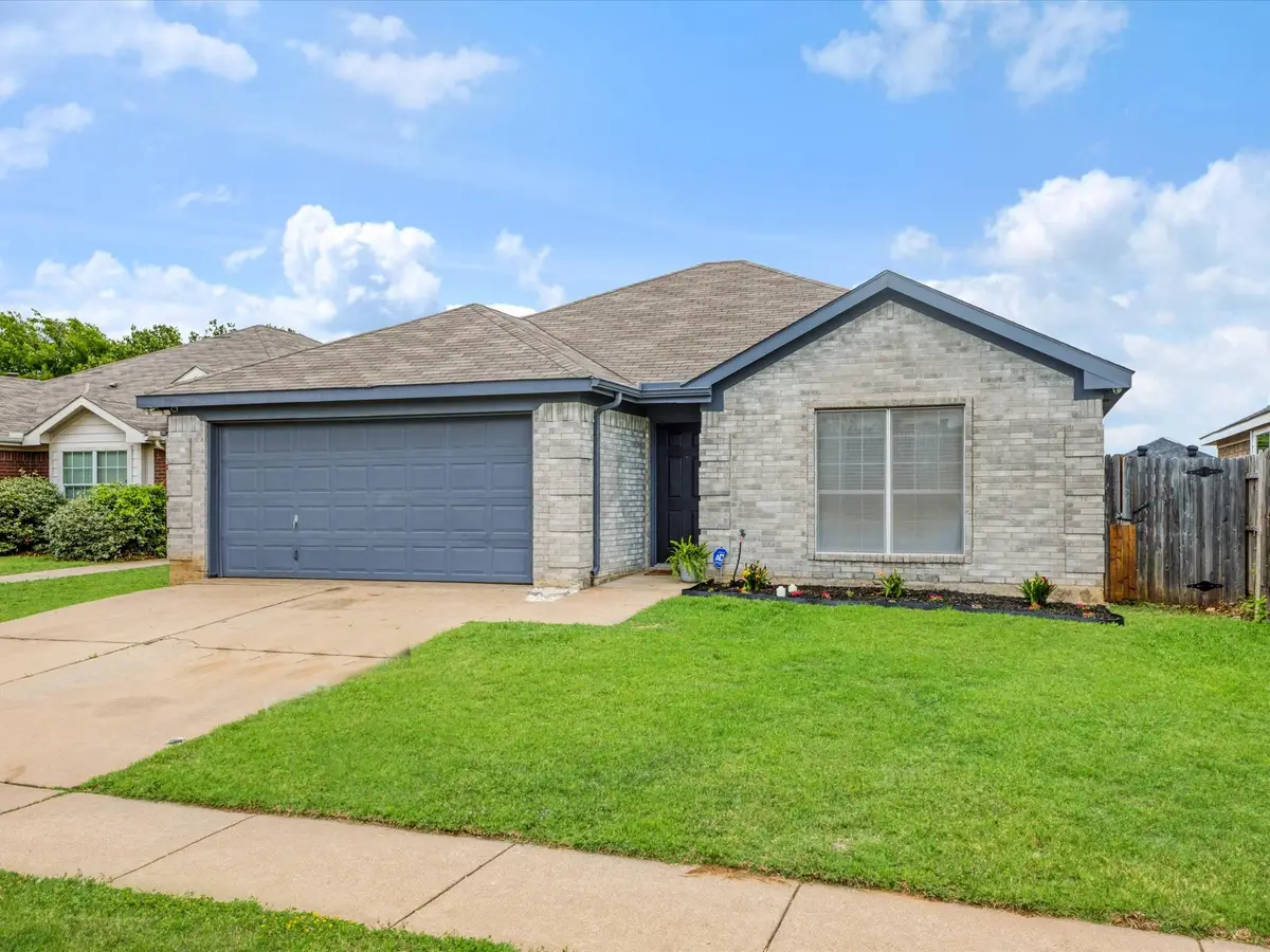 7509 Fallen Trail, Fort Worth, TX 76123 - #1