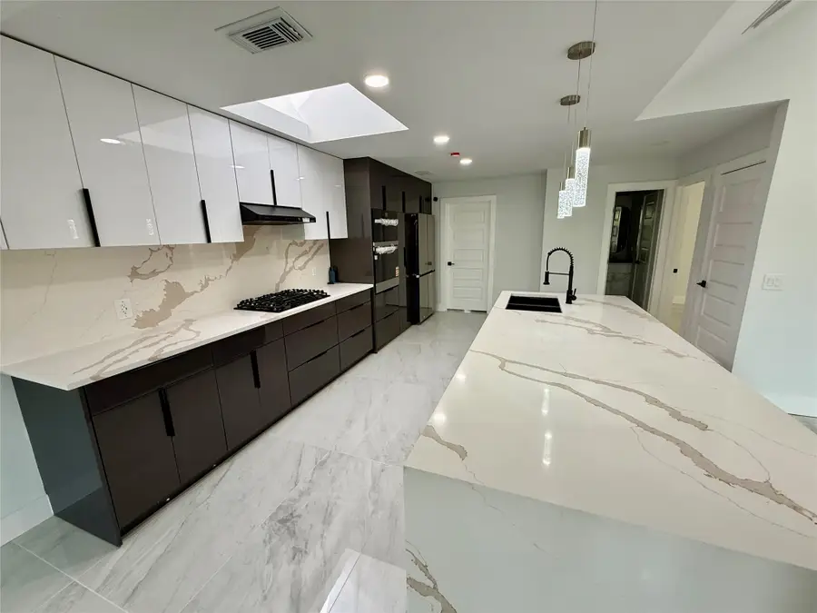 2025 San Miguel Drive, Plano, TX 75074 - #3