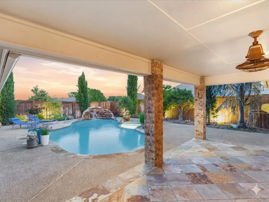 4644 Ridgeside Drive, North Richland Hills, TX 76180 - #3