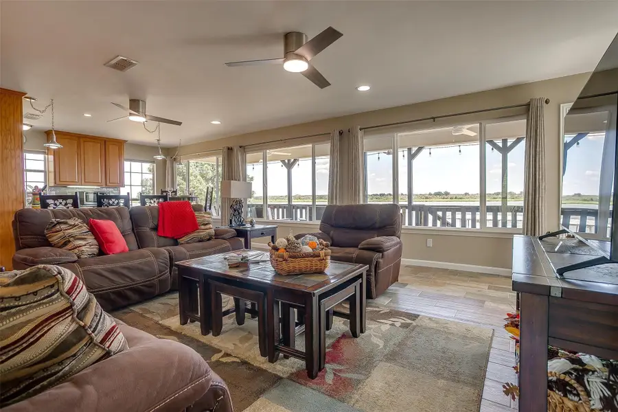 5901 Parkside Court, Granbury, TX 76048 - #3