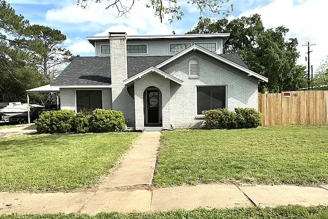 700 W Broad Street, Brady, TX 76825 - #2