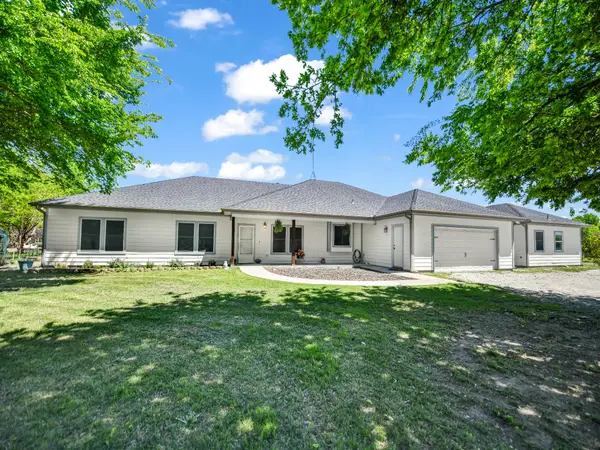 400 Deer Valley Road, Weatherford, TX 76085