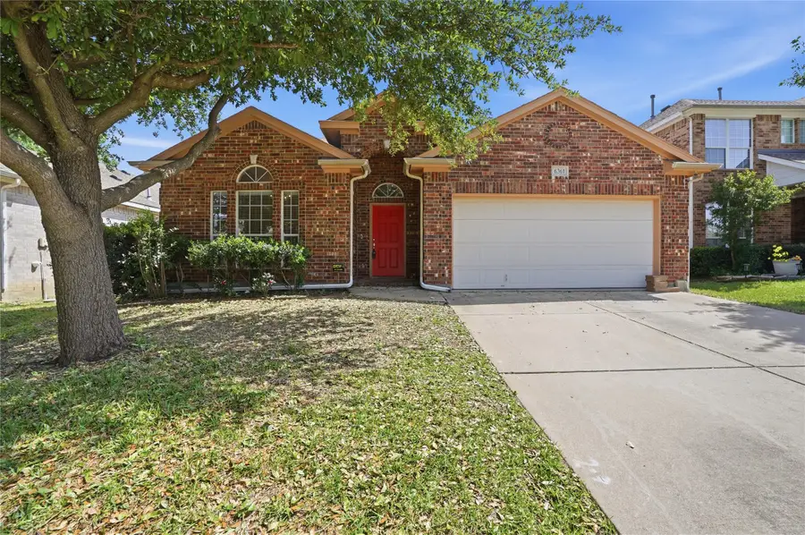 6361 Redeagle Creek Drive, Fort Worth, TX 76179 - #2