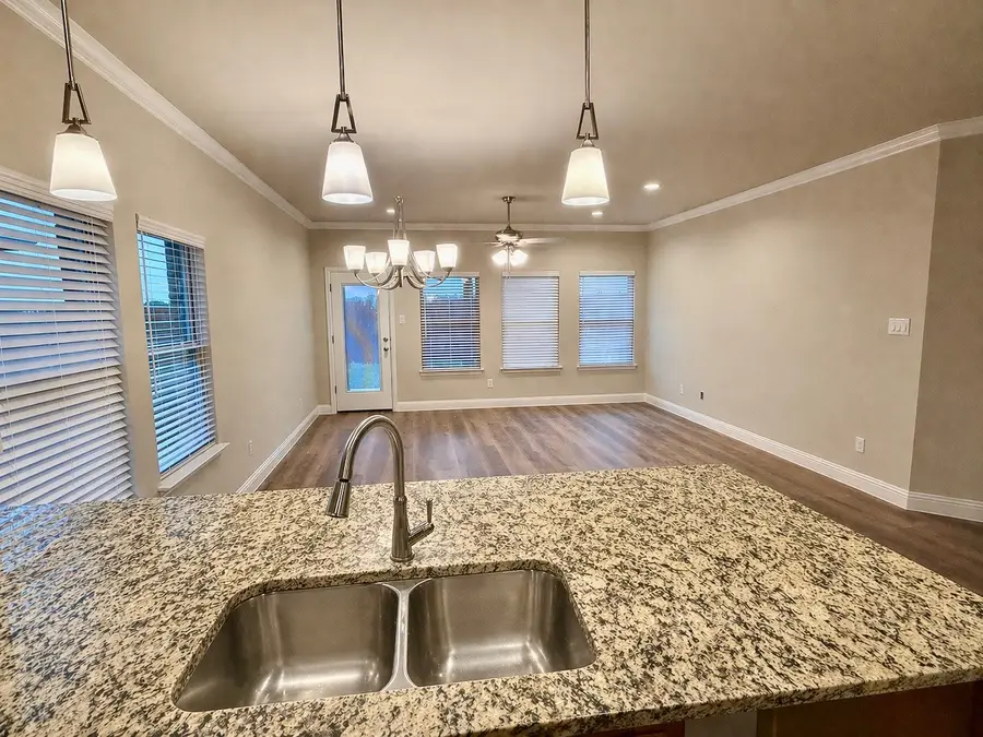 1041 Nighthawk Trail, Alvarado, TX 76009 - #3