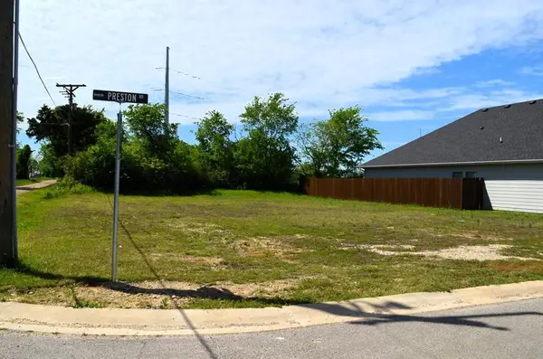 354 Preston Road, Mabank, TX 75147